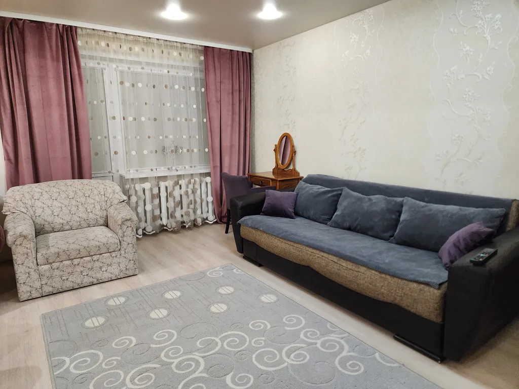 Квартира в шаговой доступности к площади Победы