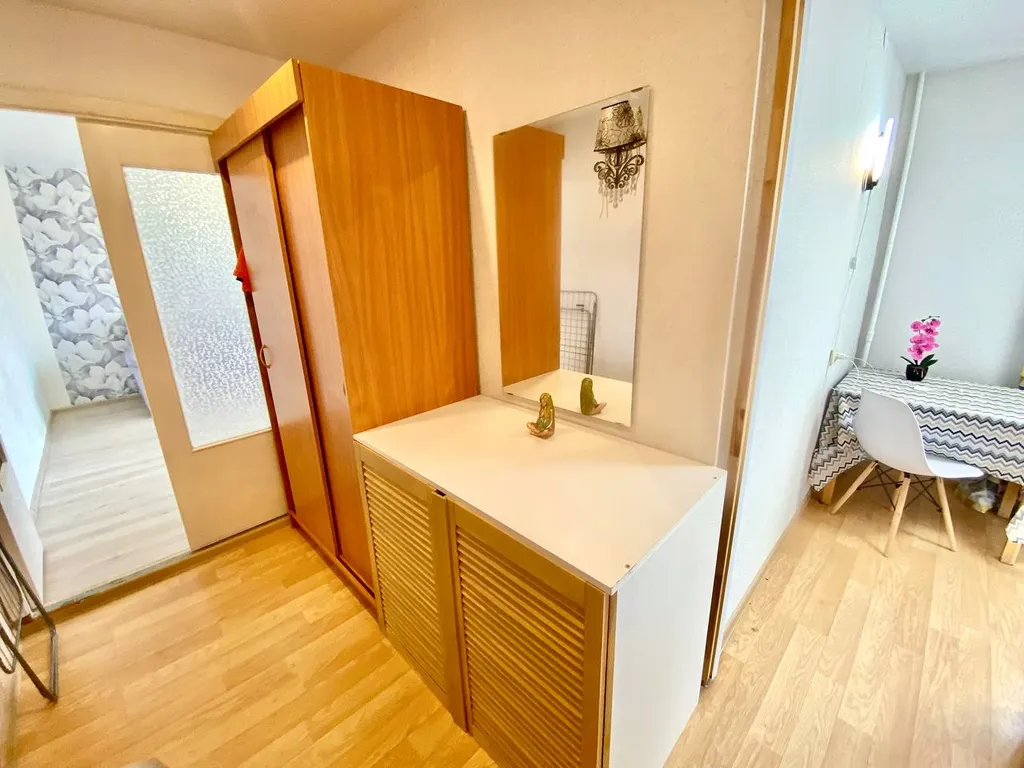 Просторная квартира близь центра и набережной Закат на озере