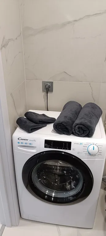 Новый апартамент с видом на лес