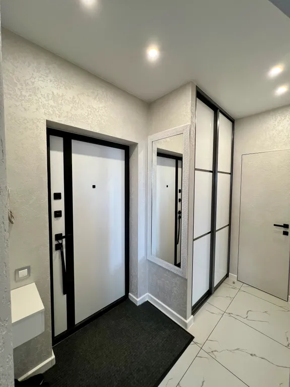 Стильная уютная квартира напротив Броско Молла