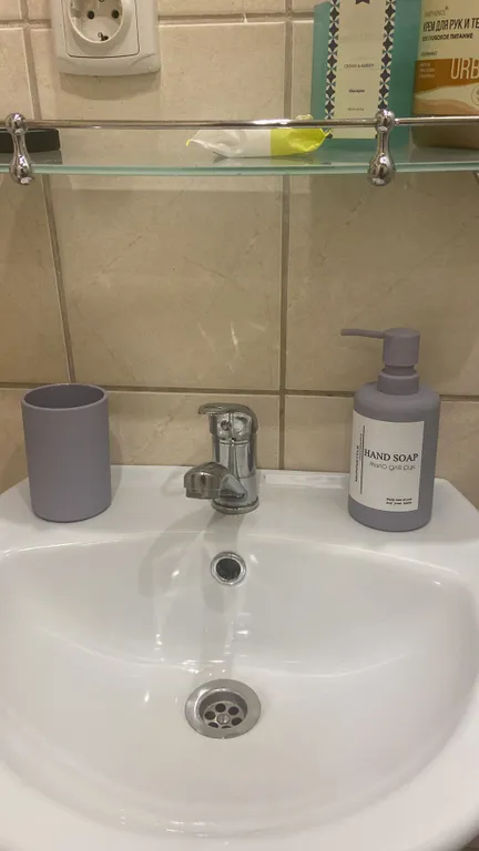 Квартира Квартира с новым косметическим ремонтом для комфорта — Мурманск