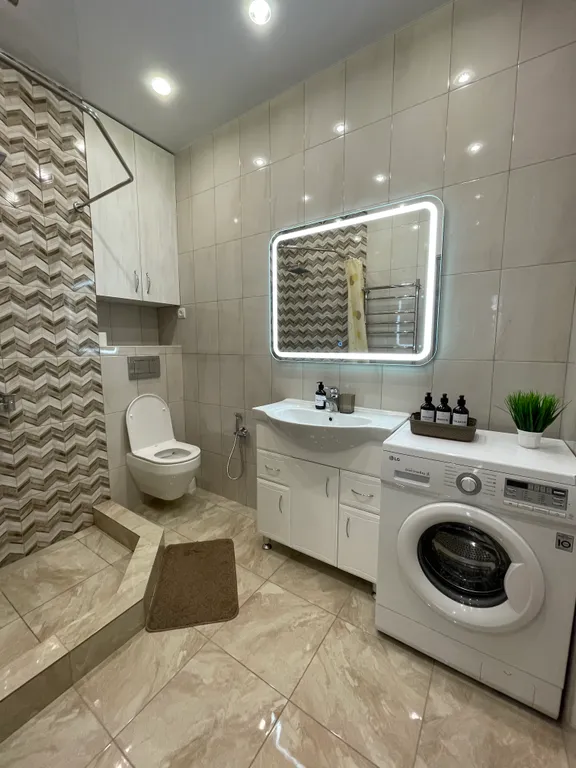 Квартира Квартира Уютная евродвушка в шикарном районе Жигулина Роща — Мирное