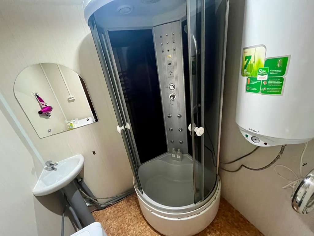 Однокомнатная люкс класса в районе ДК Металлургов