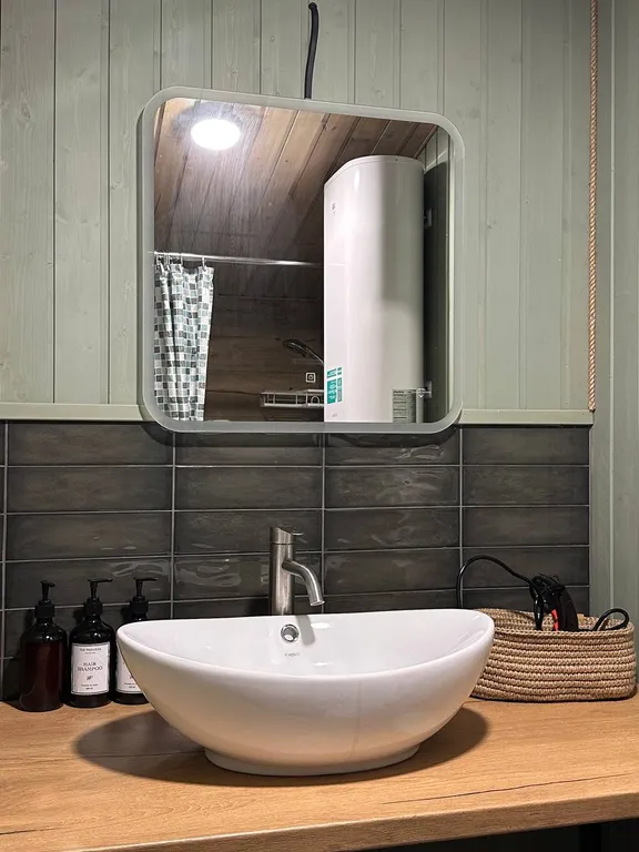 Коттедж НОРДЛИ+БРИМЭНС. Пространство для компании: два дома в лесу у реки — Горячий Ключ