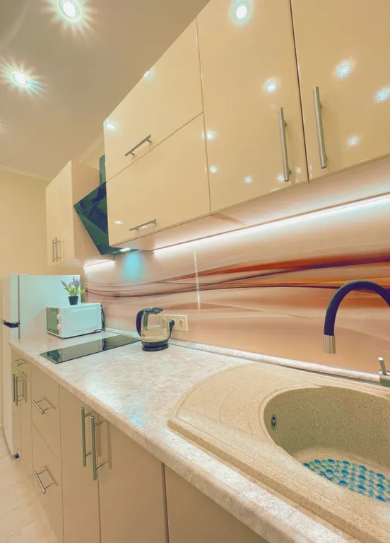 Комфортная квартира класса люкс ТРЦ Кристалл, ТЦ Дарина, ТЦ Остров