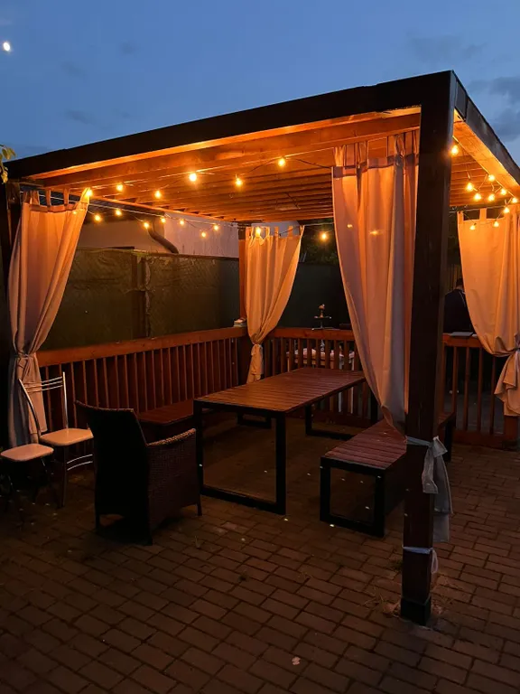 Домик у моря