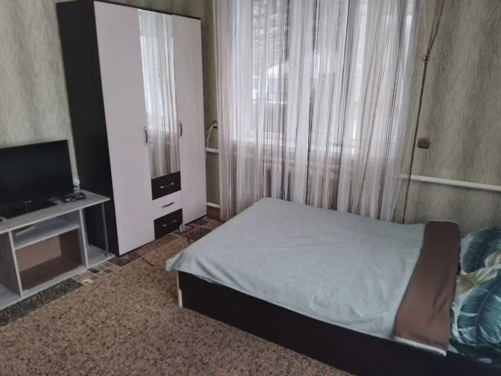 Коттедж Уютный дом в центре поселка — аренда посуточно в Мостовской