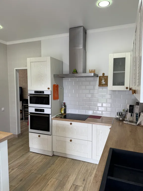 Уютный семейный дом на заливе вблизи города Брест