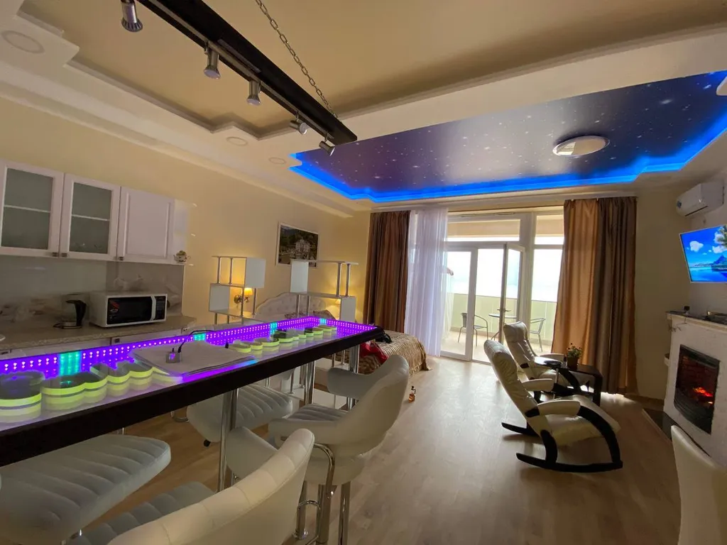 Апартамент с видом на море и звездным потолком Калифорникейшен