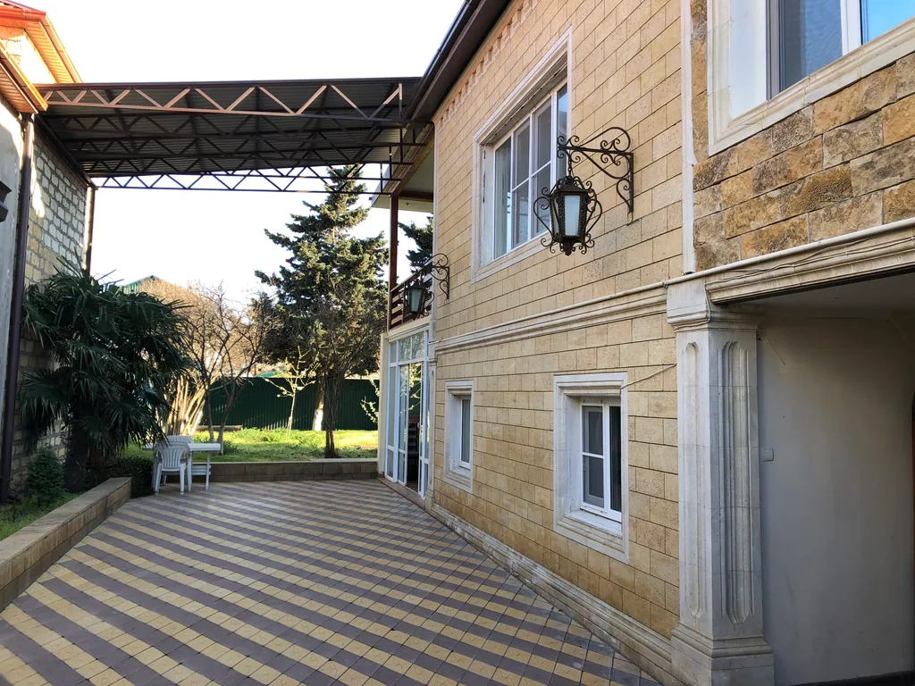 Дом на берегу Каспийского моря вблизи Дербента