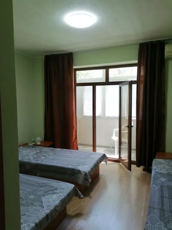 Уютная квартира-студия, с  балконом