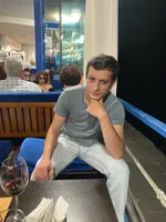 Леон