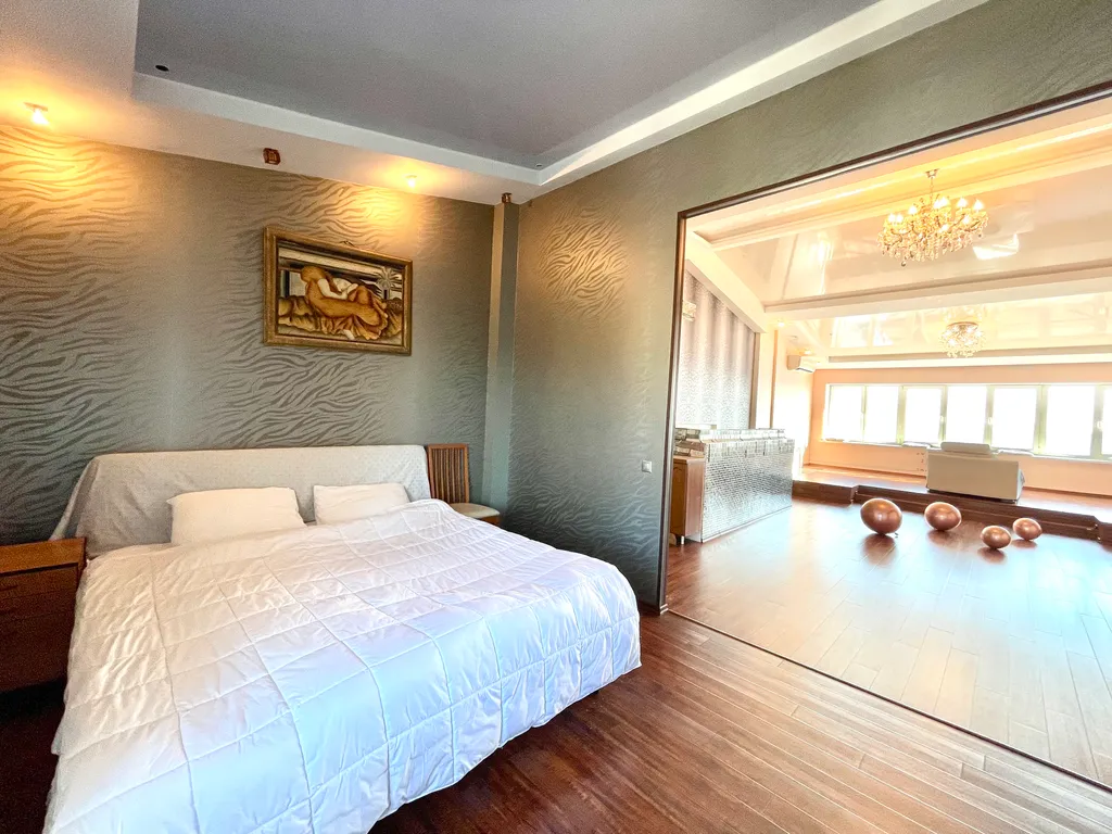 Большой коттедж - Lucky Home в центре с видом на  Золотой Рог