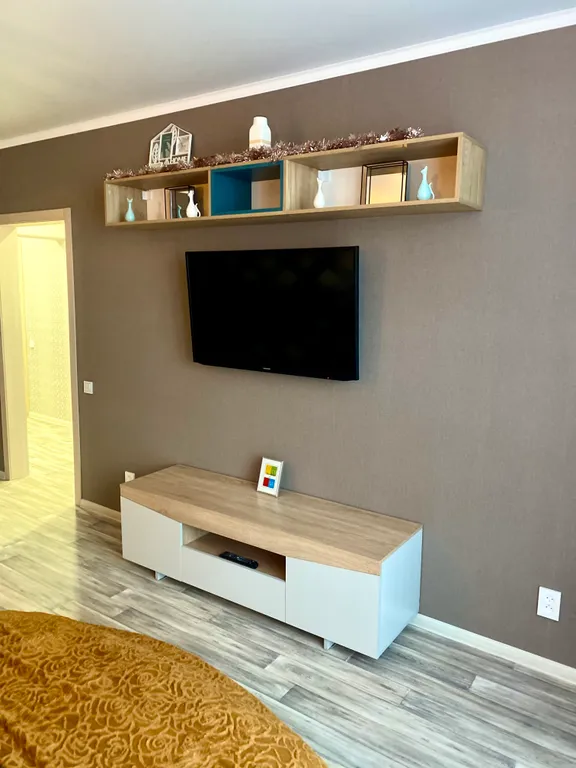 Пентхаус с видом на город. Круглая кровать+ диван