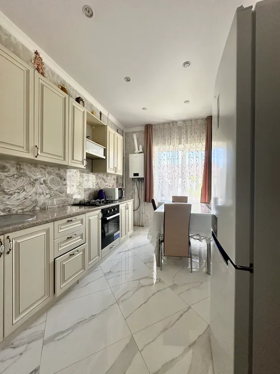 Уютная трехкомнатная квартира у моря