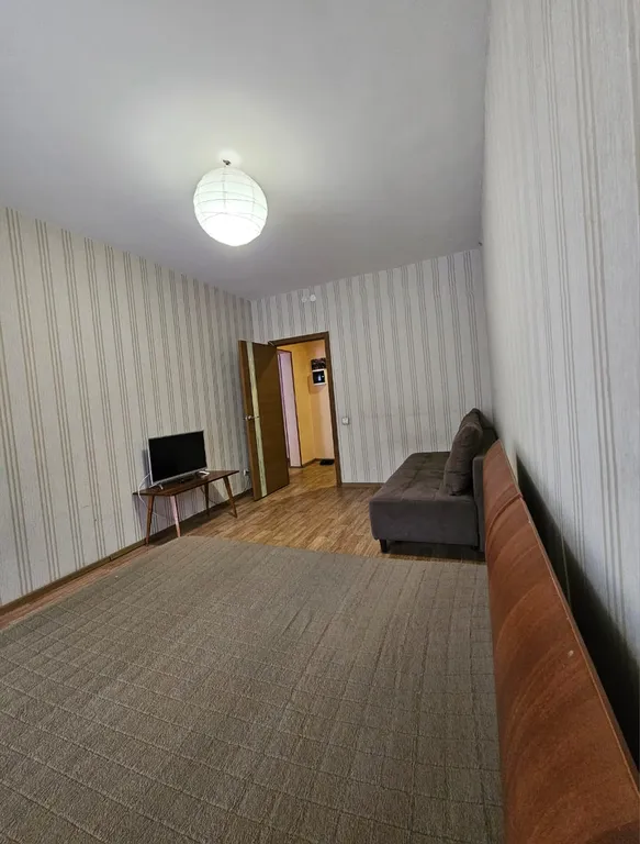 Большая 1 комнатная в Союзе