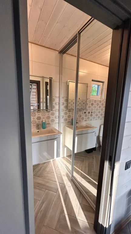 Дом с видом на озеро