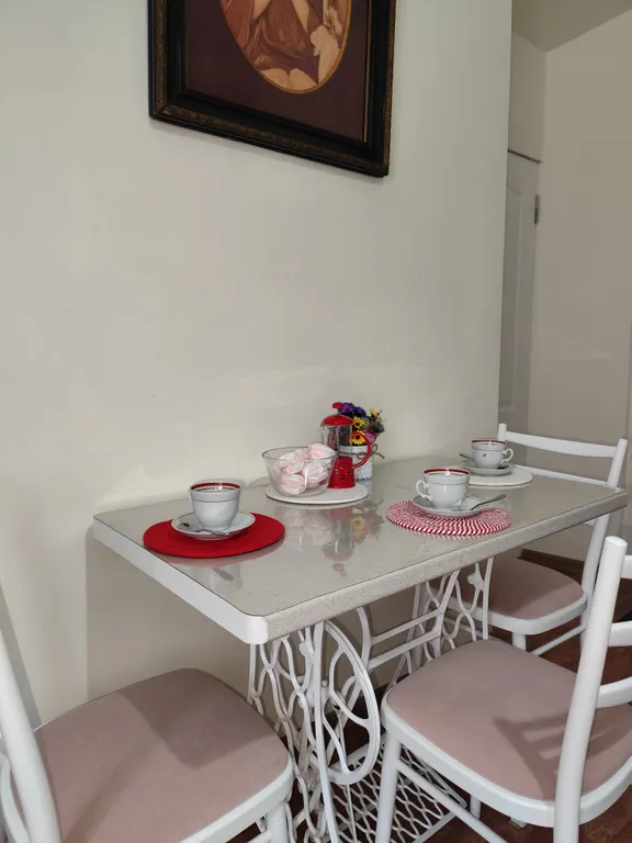 Небольшая уютная квартира в историческом центре города вблизи пляжа