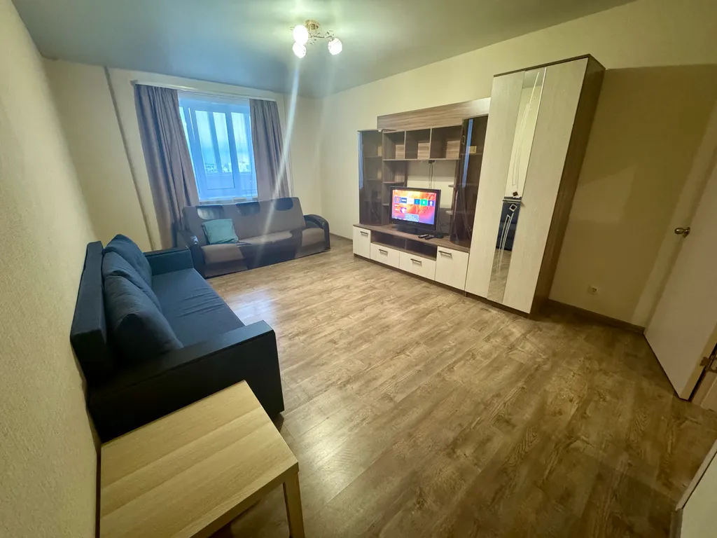 Трёхкомнатная квартира центр, отличный вид