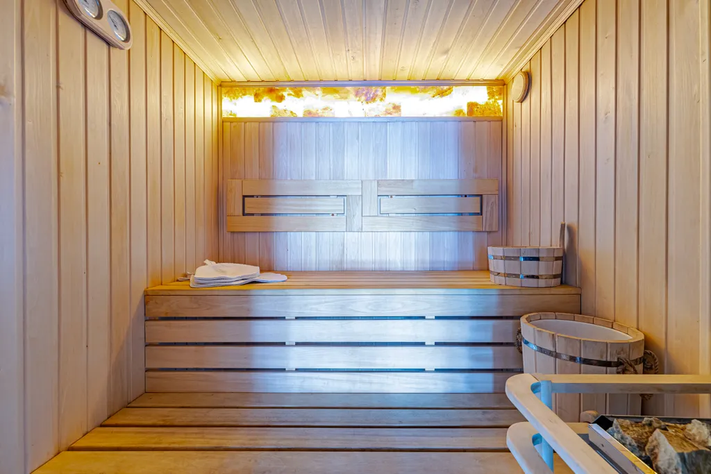 Элитное шале для 12 гостей с джакузи и сауной