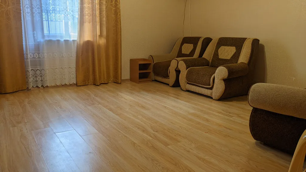 Квартира №04 Семейный (2 этаж, отдельный вход) с балконом — аренда посуточно в Штормовое