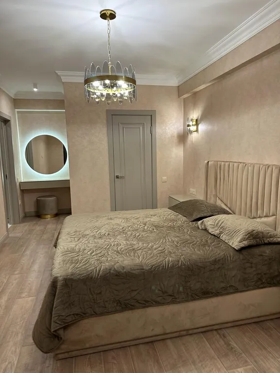 Дизайнерская квартира с видом на фонтан