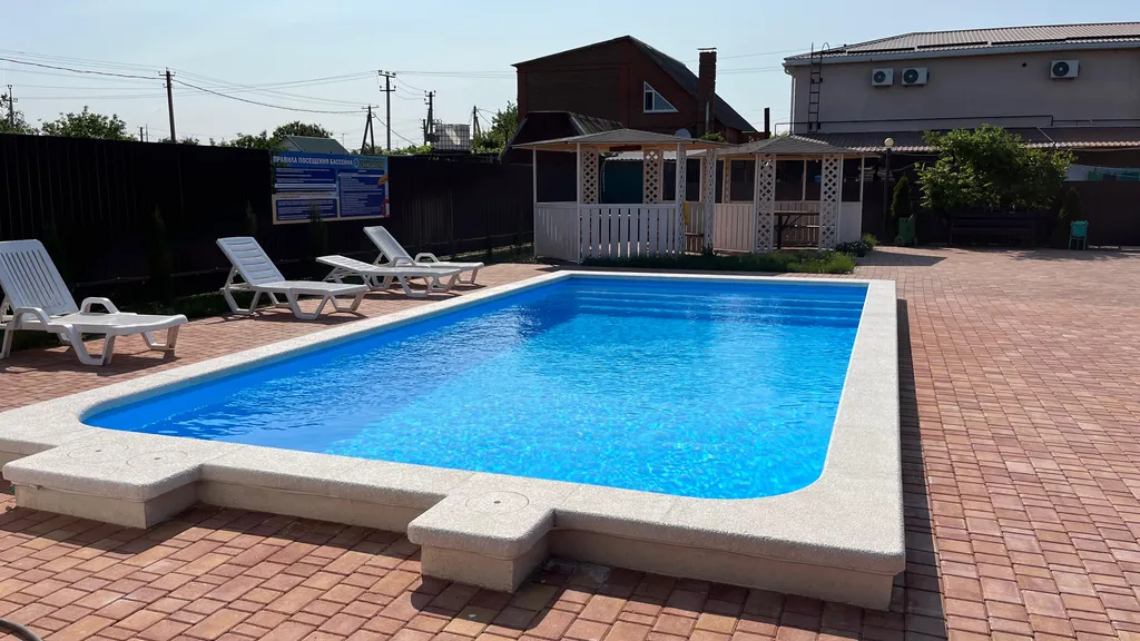 Коттедж 2-комнатный Дом — Кучугуры