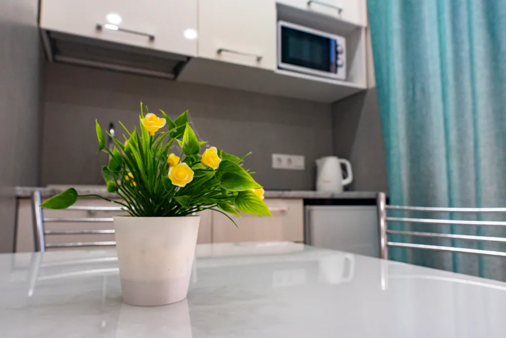 Трехместные апартаменты с балконом рядом с морем