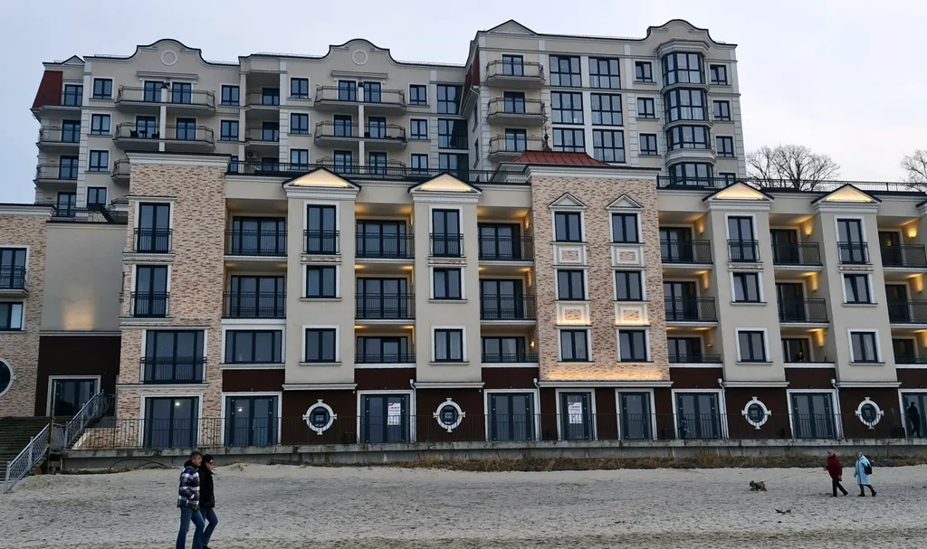 Современные апартаменты с видом на море