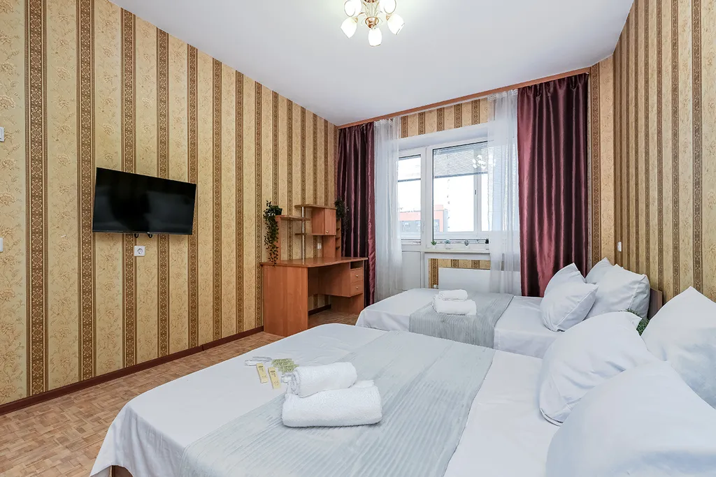 Квартира Уютная квартира для большой семьи рядом с СК Заря и МНТК им. Федорова — Новосибирск