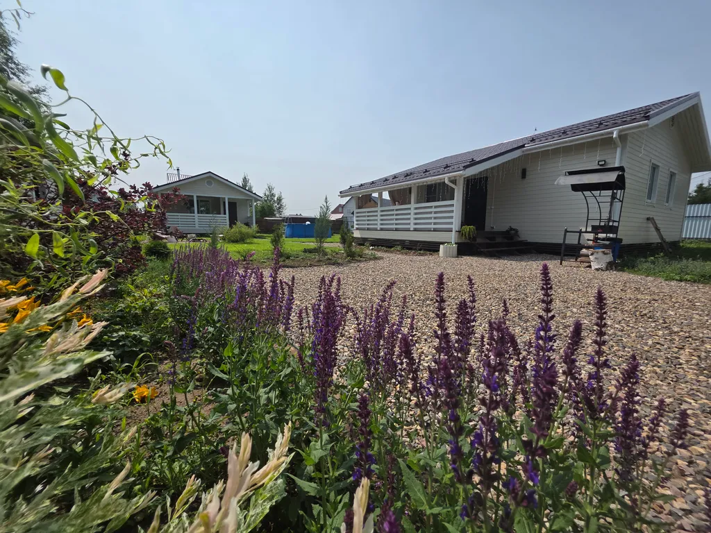 Уютный, светлый, новый евро-3 комнатный дом на участке 9 соток с баней