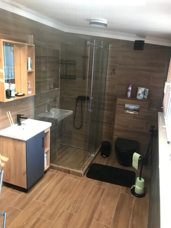 Дом с дизайнерским ремонтом