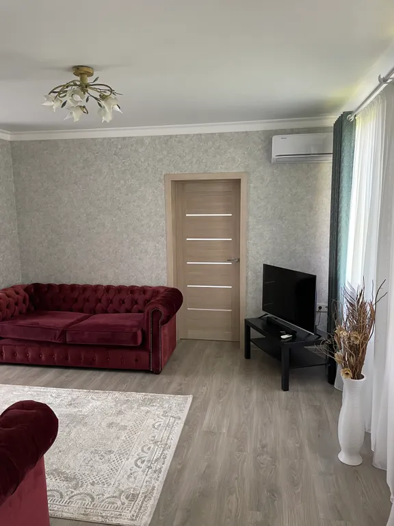 Коттедж 3-комнатный Дом — Сухум