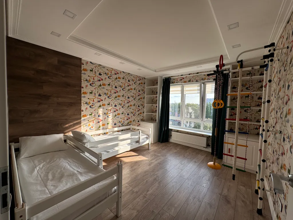 Трехкомнатные апартаменты в рыбной деревне