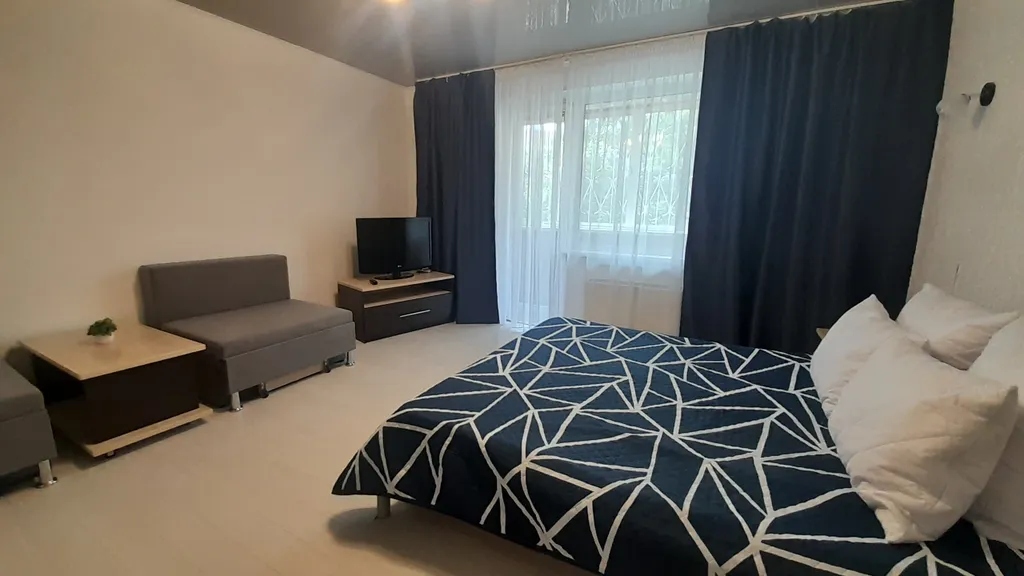 Квартира с кондиционером у гостиницы Планета