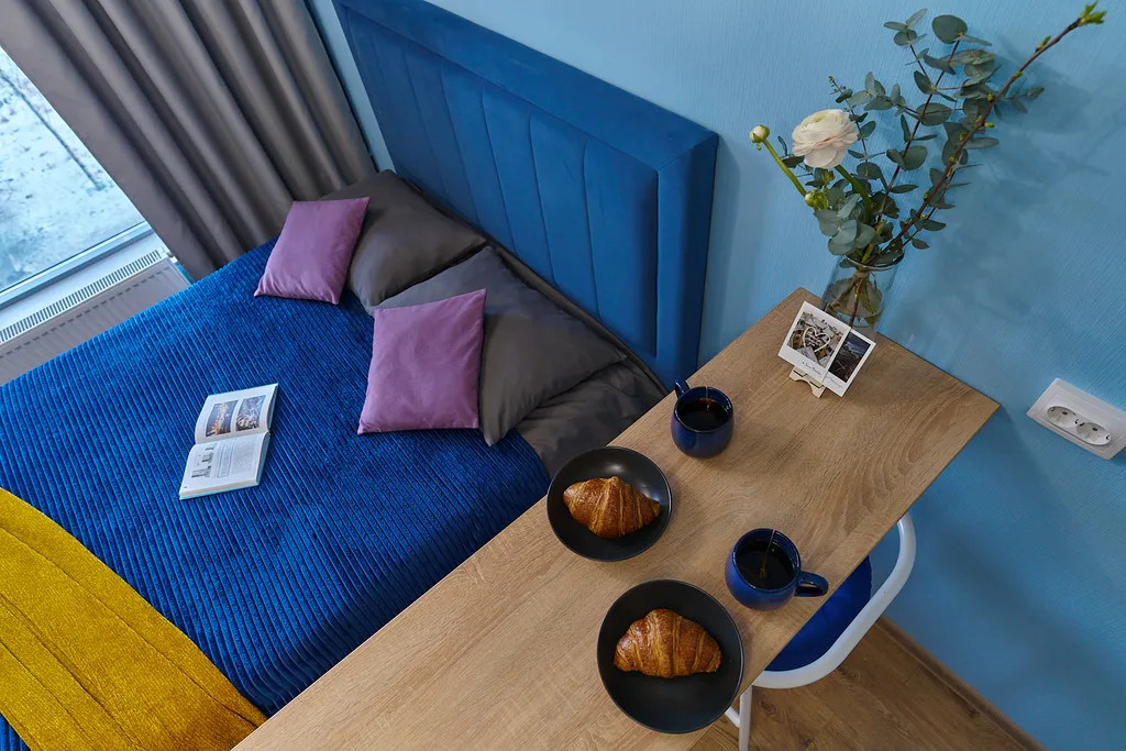 Квартира Уютная студия с панорамным окном у метро Парнас — аренда посуточно в Парголово