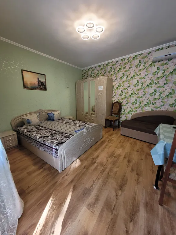 Квартира Квартира в частном секторе — Алупка