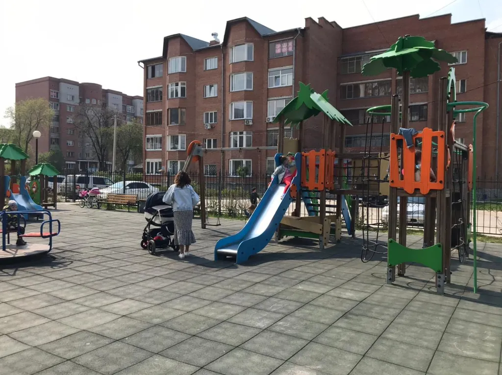 Апартаменты с потрясающим панорамным видом с 13 этажа