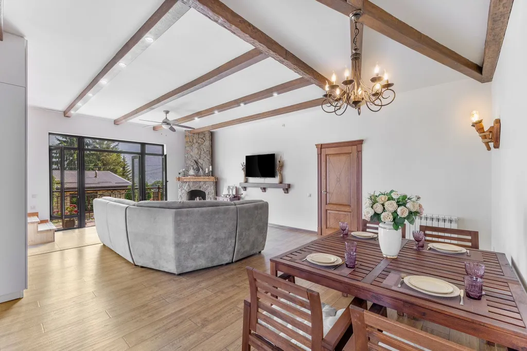 Дом с камином и баней на дровах в райском уголке