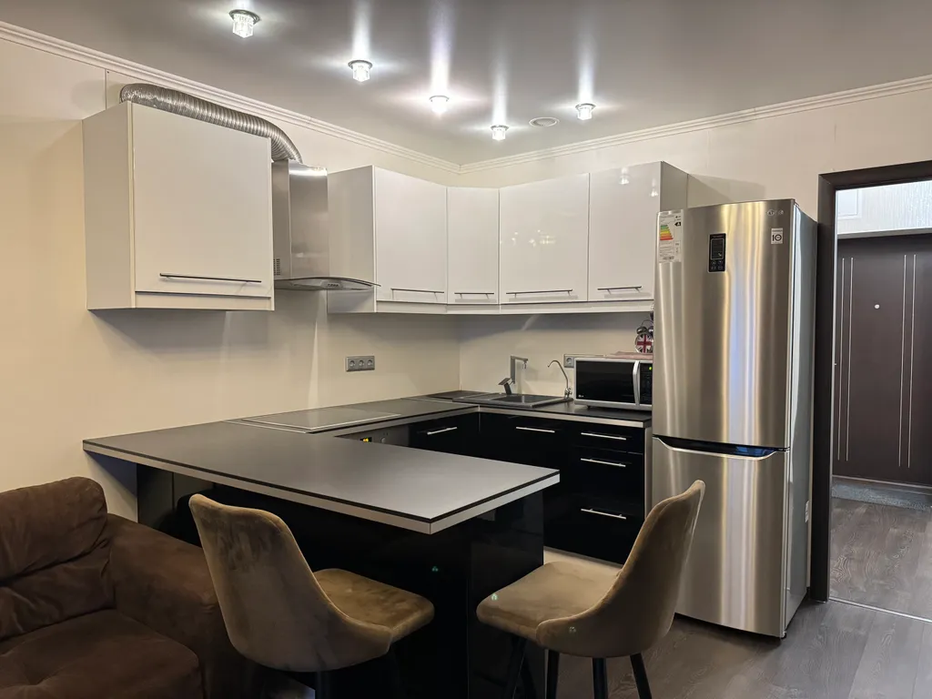 Апартаменты-студио на Карпова 16/2