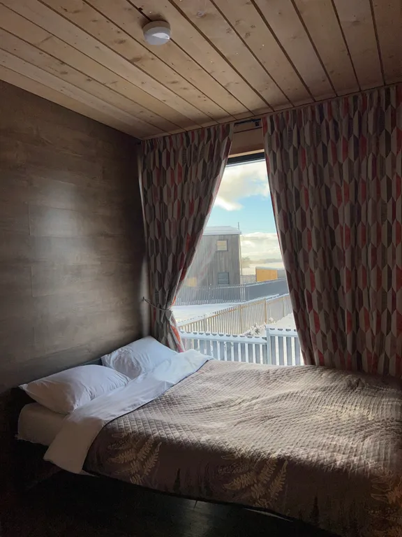 Коттедж Дом с панорамными окнами — Ломоносов