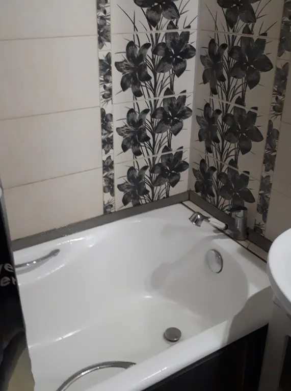 Квартира с массажным креслом в центре