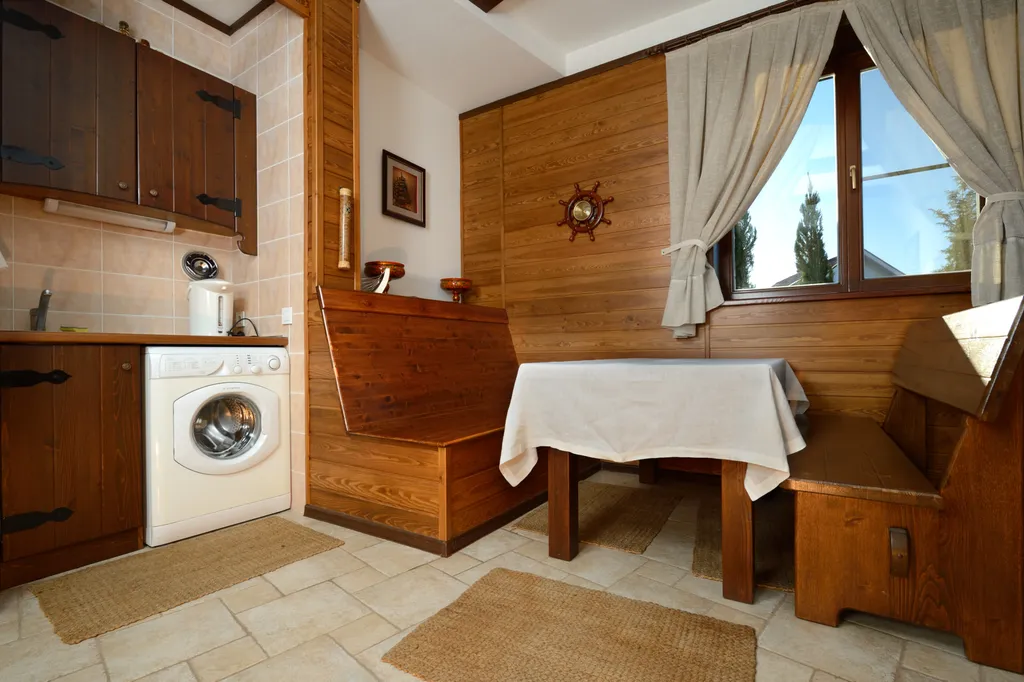 Дом с бассейном и баней для уединенного отдыха