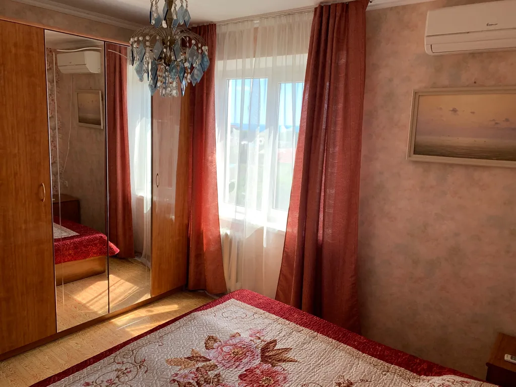 Квартира 3-комнатная Квартира — Лазаревское