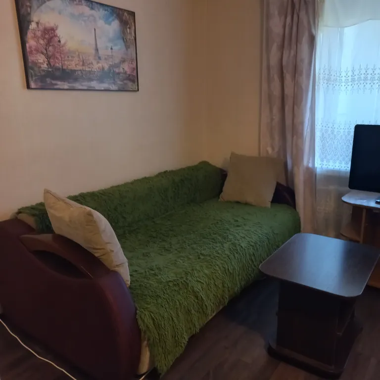 Квартира Квартира рядом с аэропортом Рощино — Тюмень