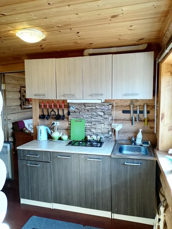 Коттедж с видом на Озеро.