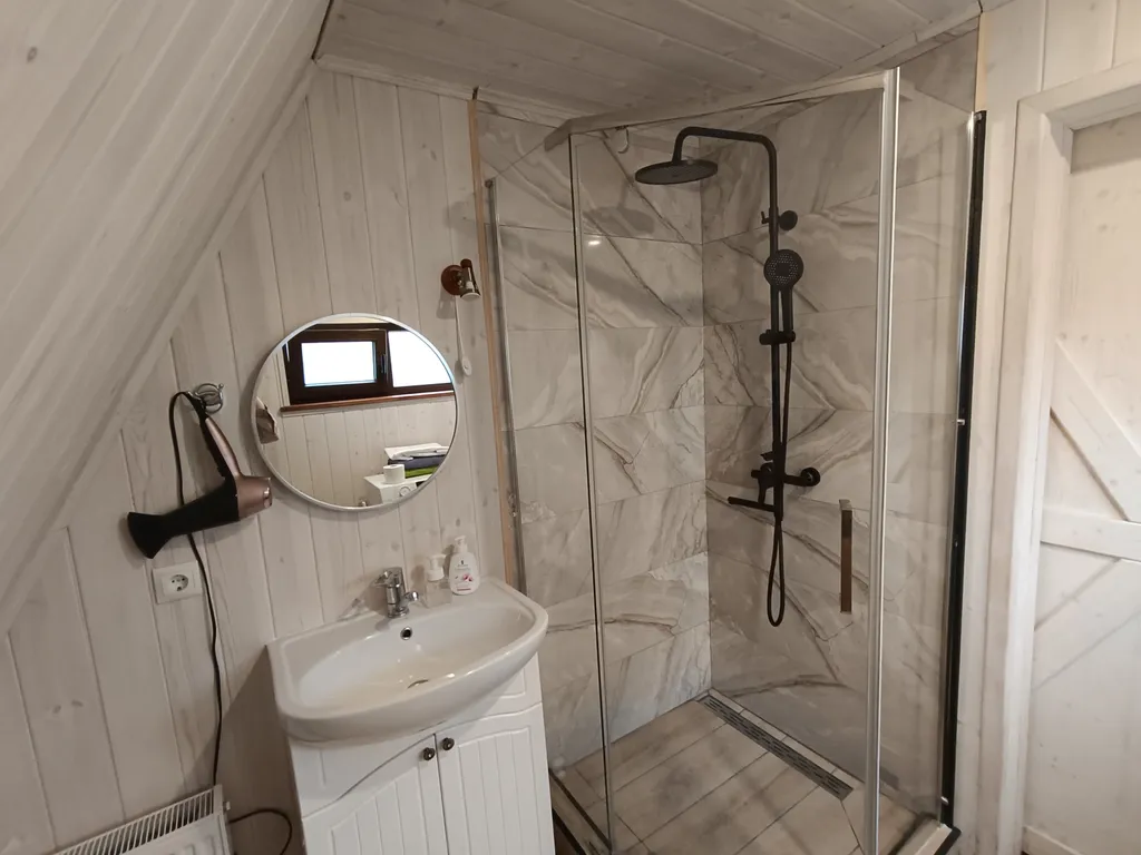 Деревянный дом с сибирской купелью на дровах aframe kmv