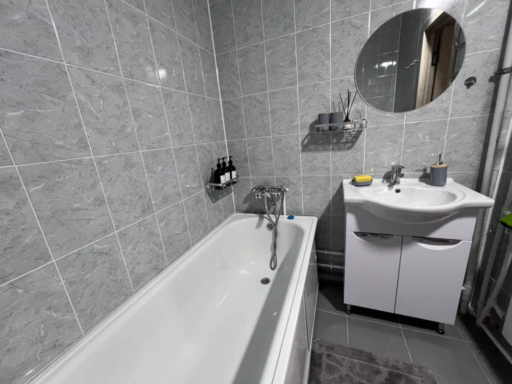 Уютная квартира в новостройке, центре города