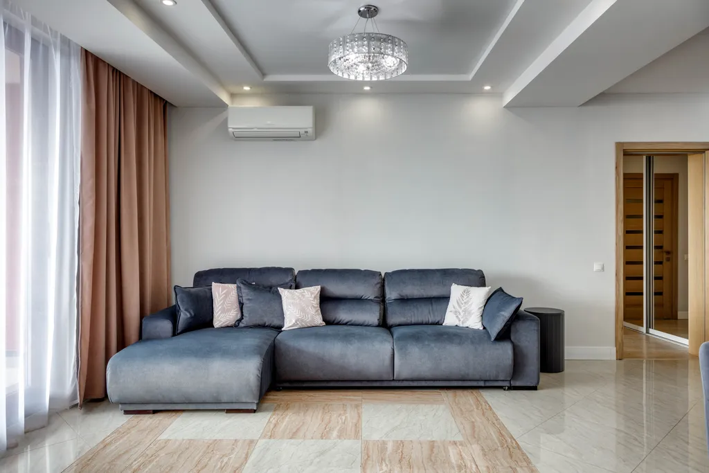 Апартамент с двумя спальнями и видом на море в современном ЖК