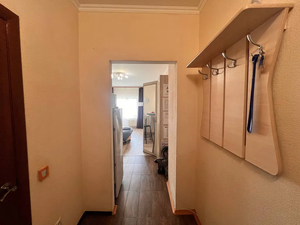 Квартира Уютная светлая студия, центр, ТЦ Вояж, парковка, кафе, аквапарк источник — Тюмень